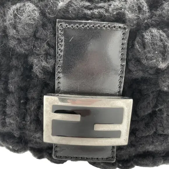 Fendi Black Crochet Wool Knit Mama Baguette Shoulder Bag - Picture 2 of 8
